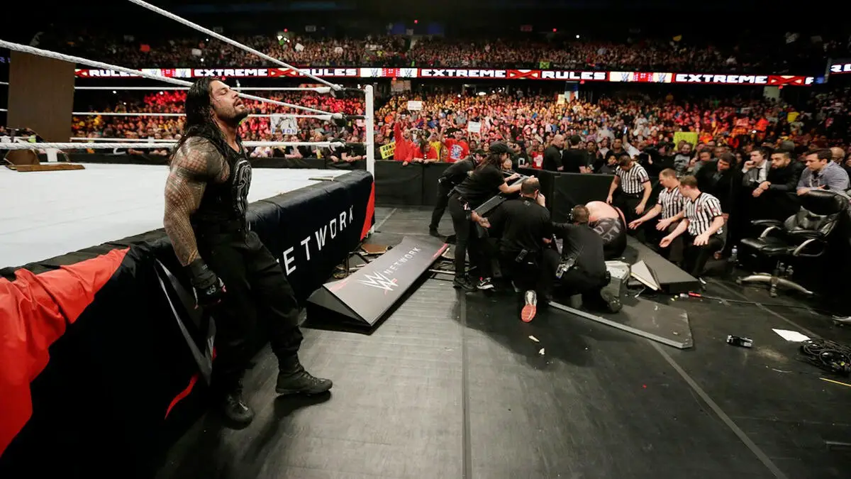 Roman reigns extreme rules 2015